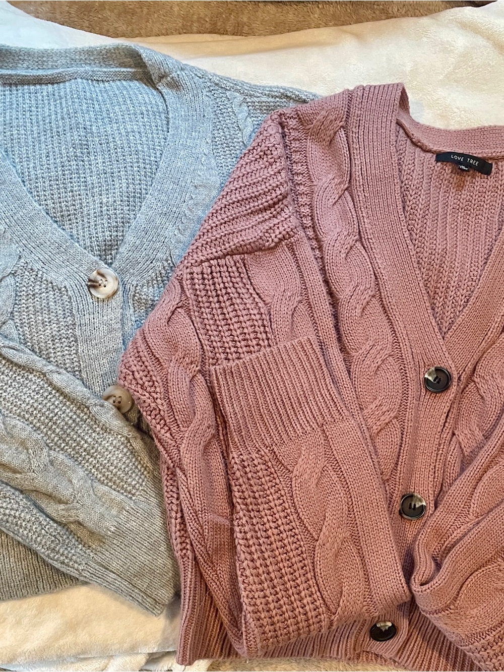 Lot of 2 crop cardigans
